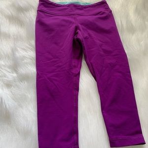 Girls size 6 pink crop Ivivva leggings